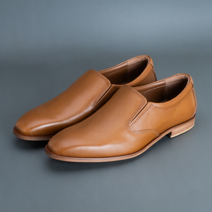 Cub Slip-on Loafer – Light Tan