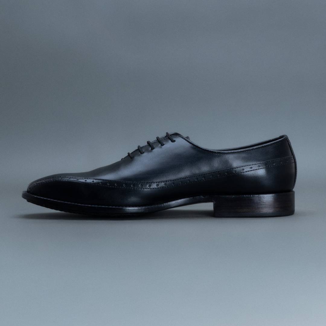 Alpha Oxford – Black