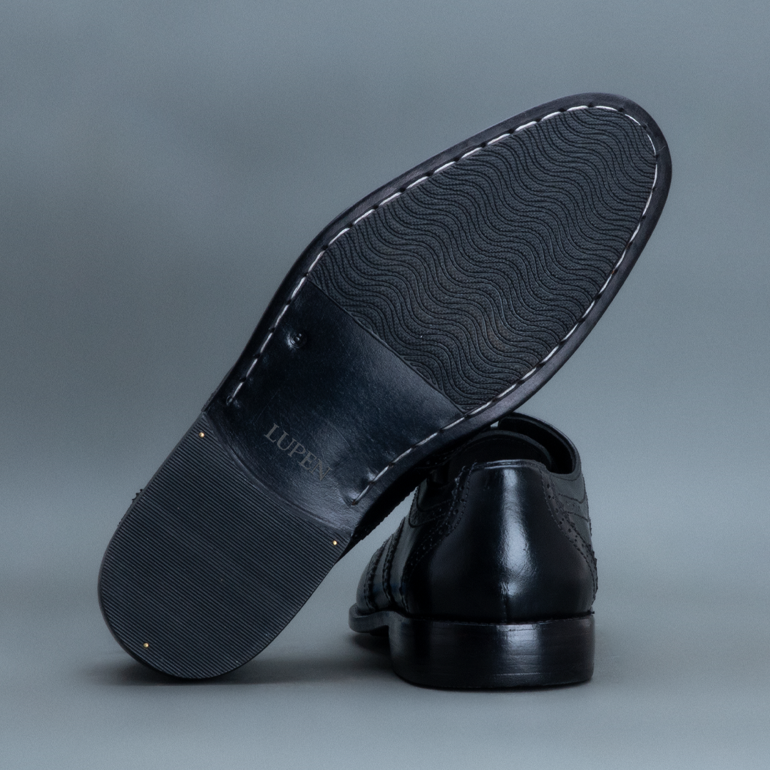 Fang Wingtip Brogue Oxford – Black