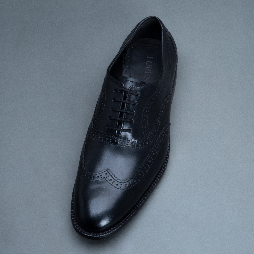 Fang Wingtip Brogue Oxford – Black