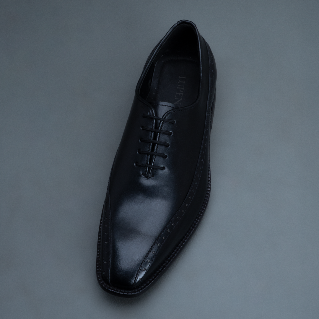 Alpha Oxford – Black