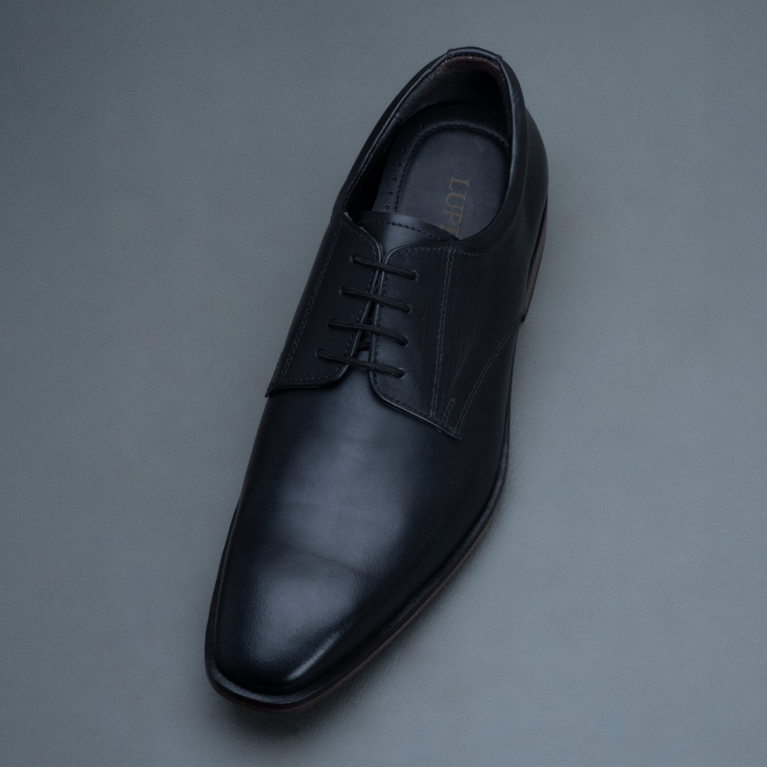 Fang Derby – Black