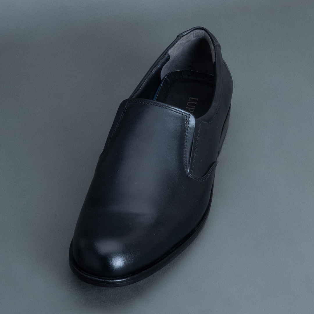 Cub Slip-on Loafer – Black