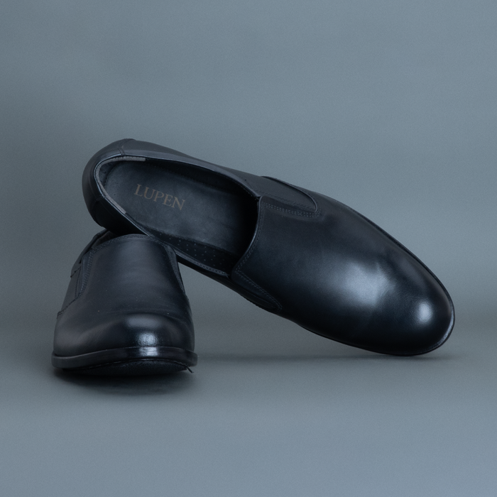Cub Slip-on Loafer – Black